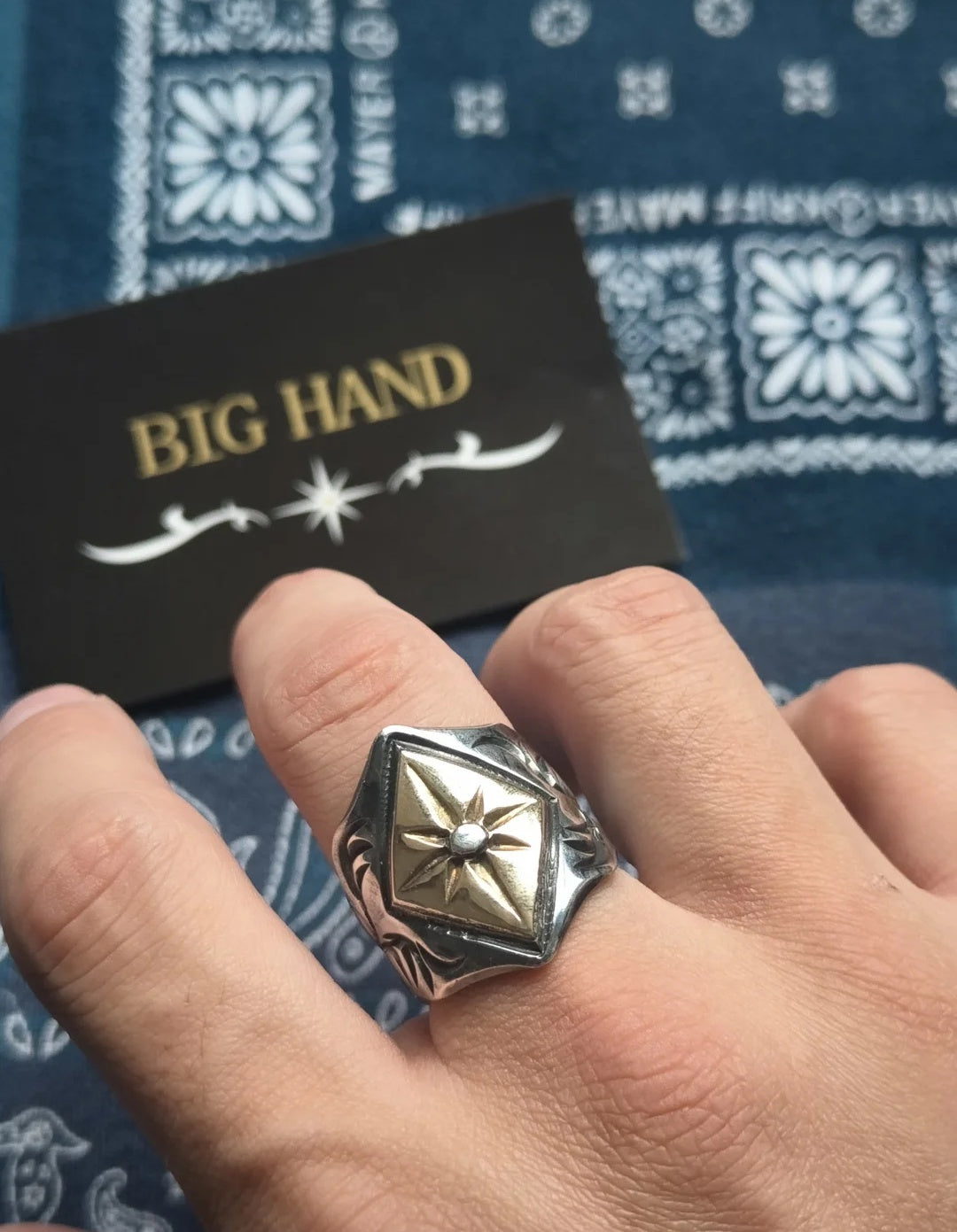 Antique, simple, atmospheric ring silver jewelry